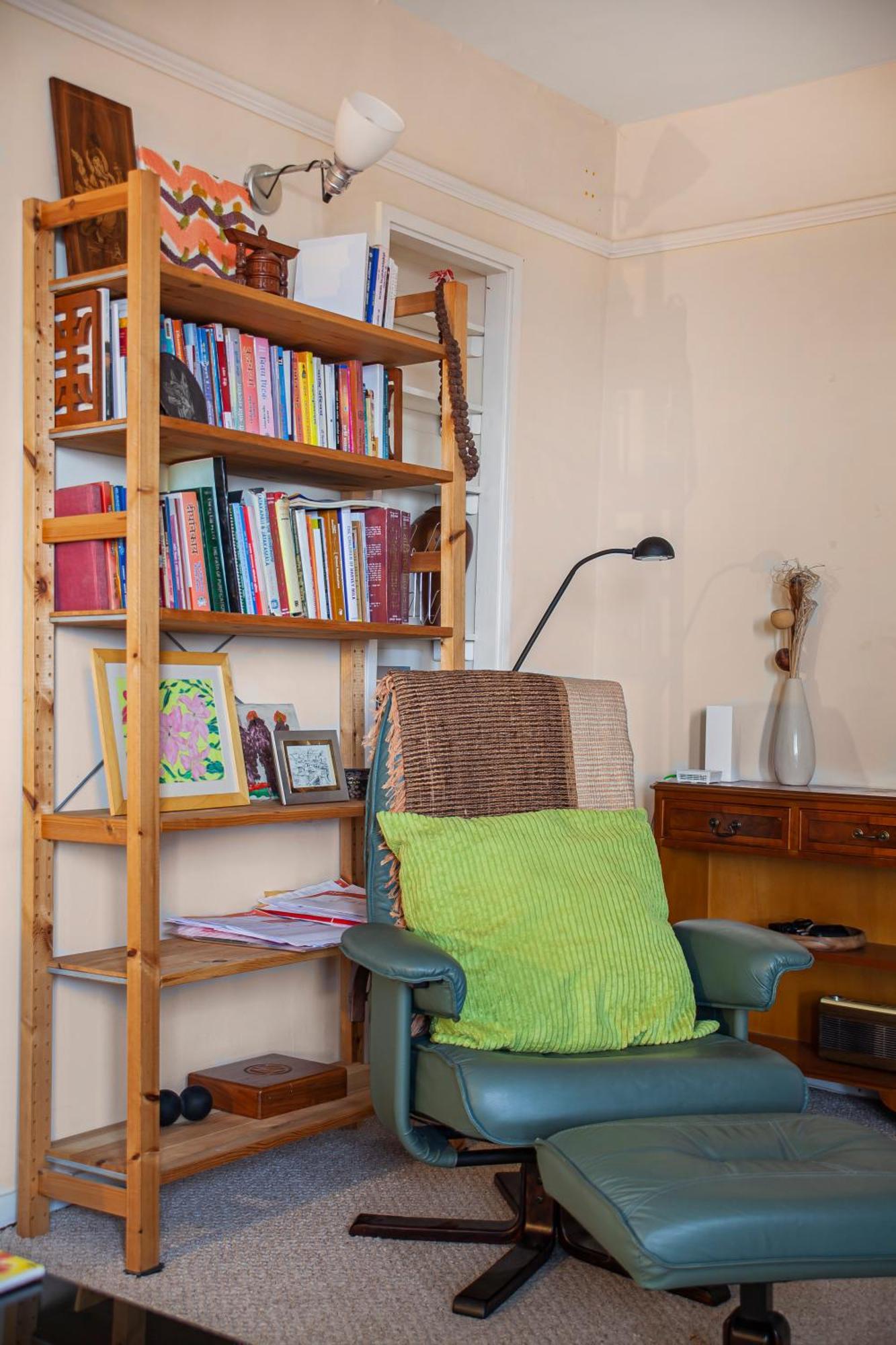 Elegant 1Br Flat With Balcony & City View, Walworth 런던 외부 사진